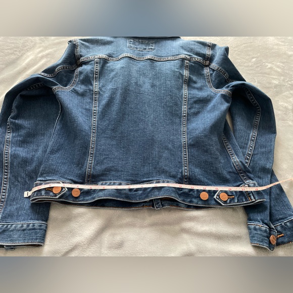 Medium wash jean jacket from loft like new - Picture 8 of 11